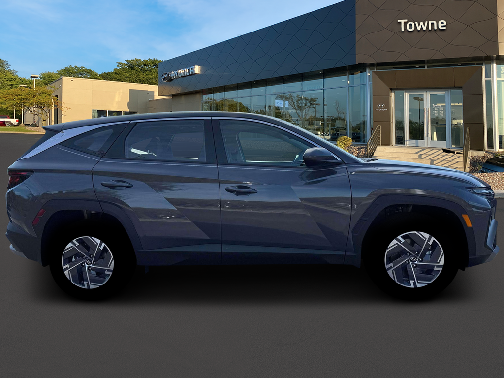 new 2026 Hyundai TUCSON Hybrid car, priced at $31,885
