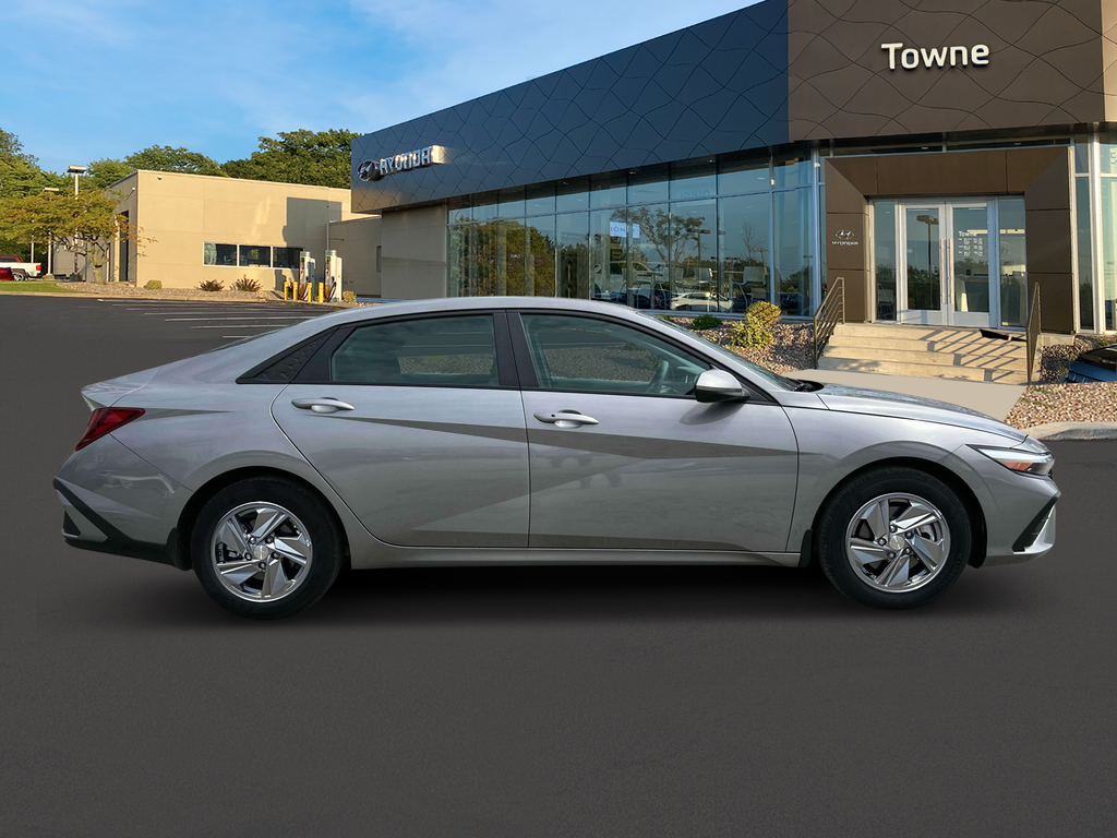 new 2025 Hyundai Elantra car, priced at $23,018