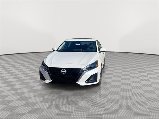 new 2025 Nissan Altima car, priced at $27,236