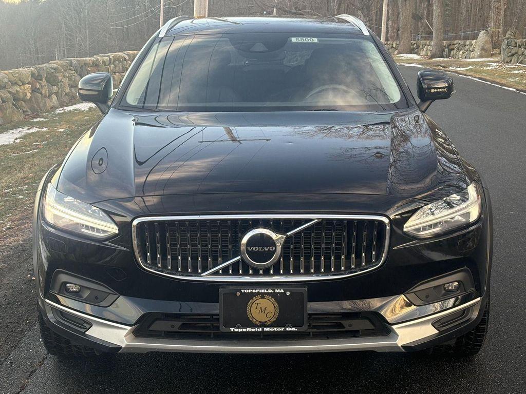 used 2021 Volvo V90 Cross Country car, priced at $36,995