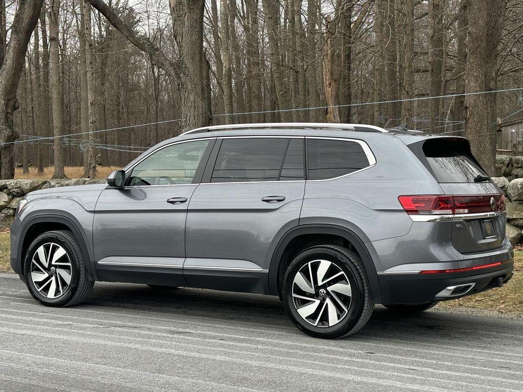 used 2024 Volkswagen Atlas car, priced at $33,995