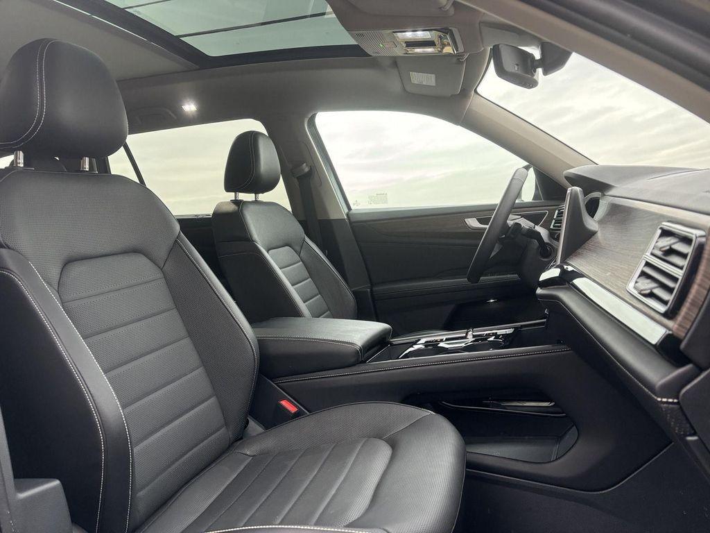 used 2024 Volkswagen Atlas car, priced at $33,995