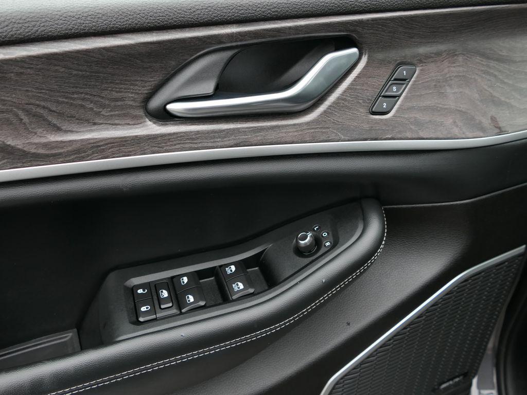 used 2022 Jeep Grand Cherokee L car, priced at $29,000