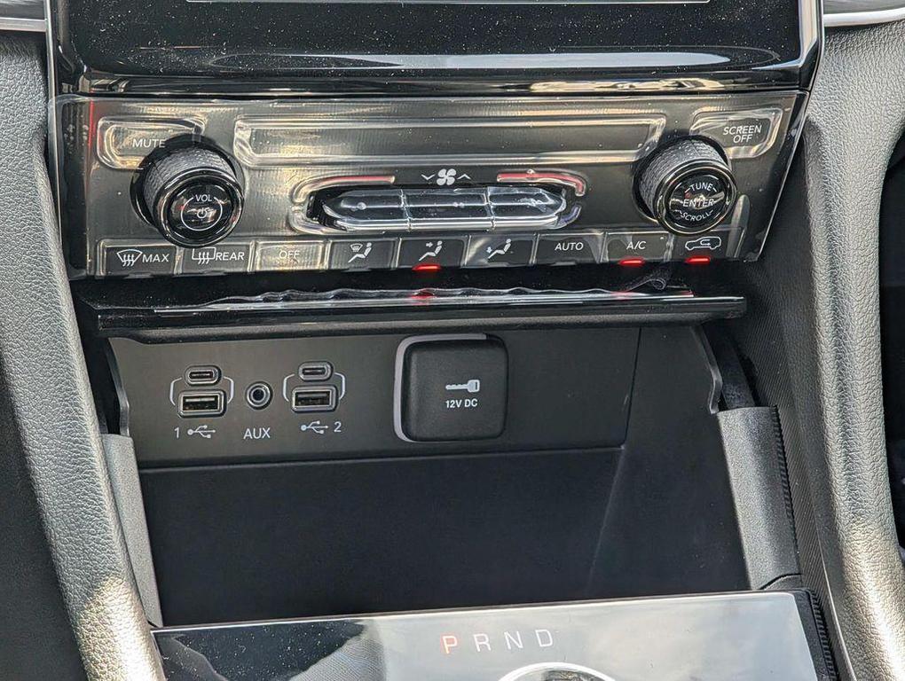 new 2025 Jeep Grand Cherokee car, priced at $32,213