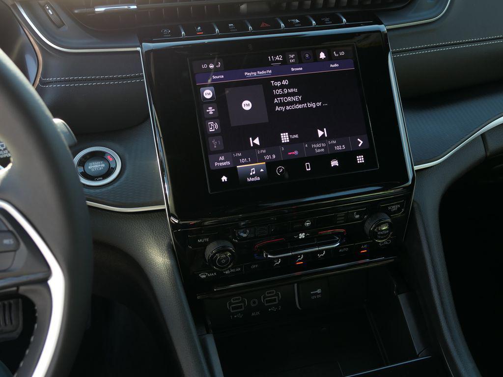 used 2025 Jeep Grand Cherokee car, priced at $35,000