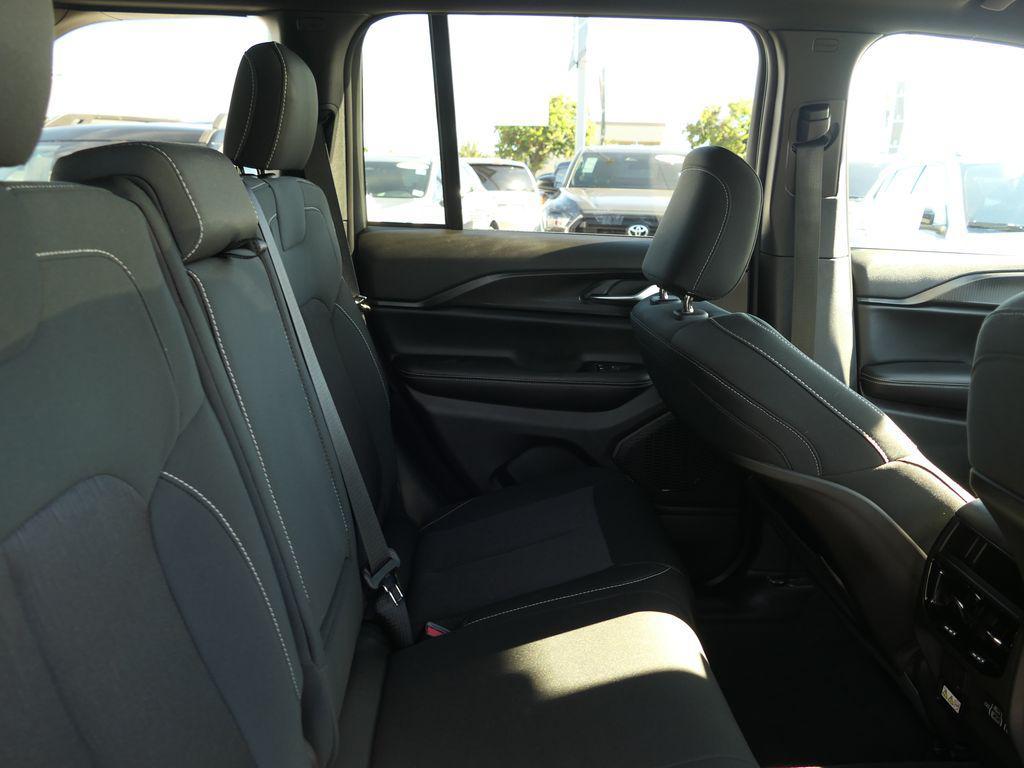 used 2025 Jeep Grand Cherokee car, priced at $35,000