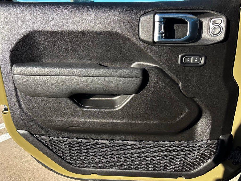 new 2026 Jeep Gladiator car, priced at $51,947