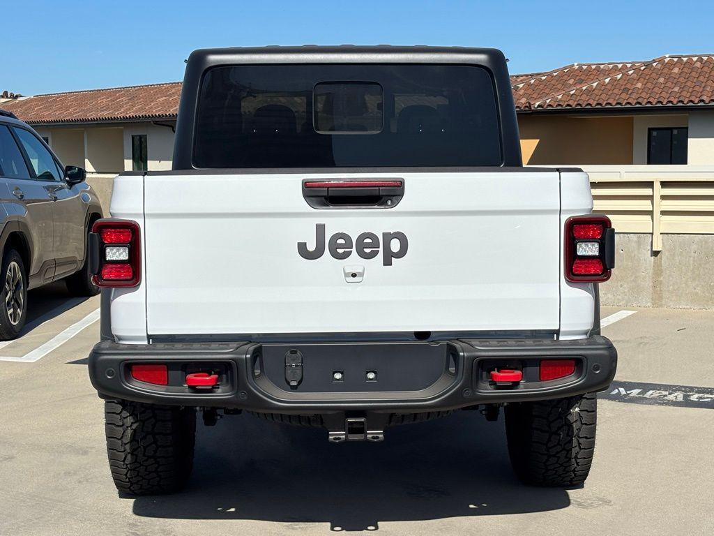 new 2026 Jeep Gladiator car, priced at $55,002