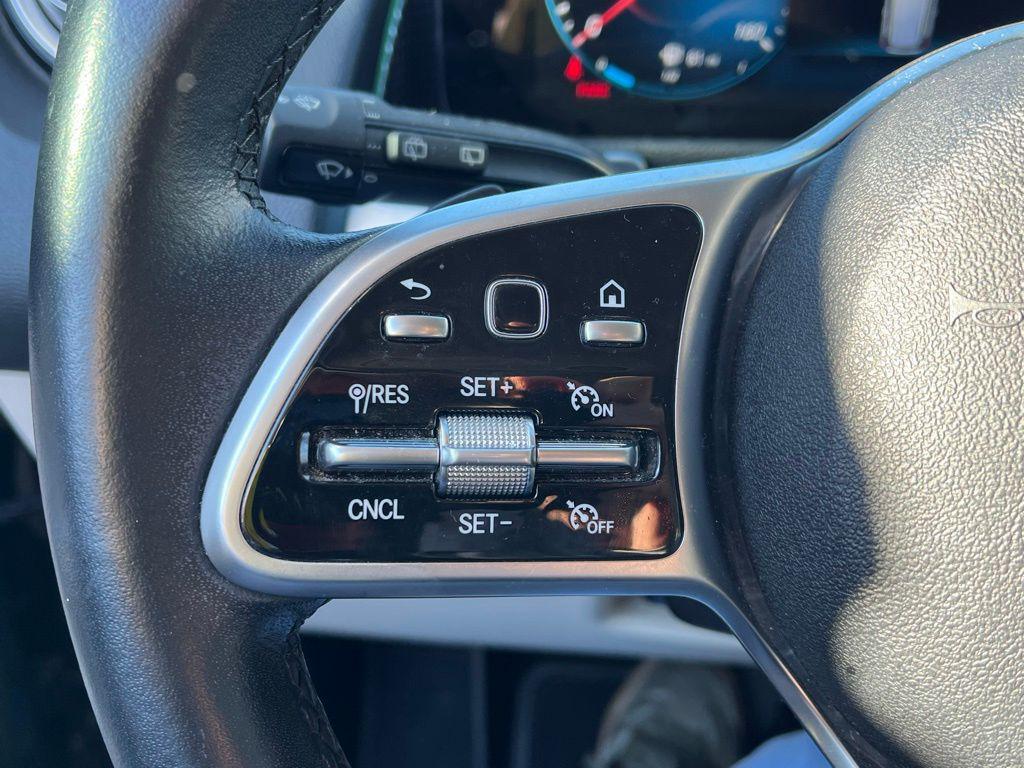 used 2022 Mercedes-Benz GLB 250 car, priced at $28,500