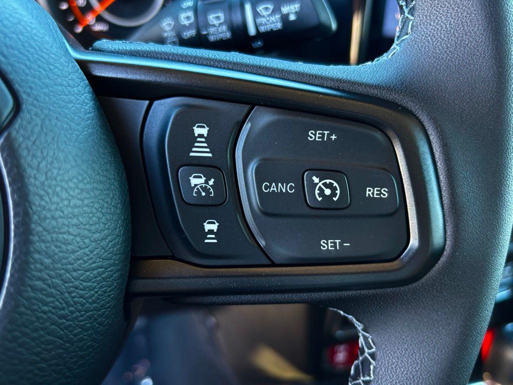 new 2026 Jeep Wrangler car, priced at $48,289