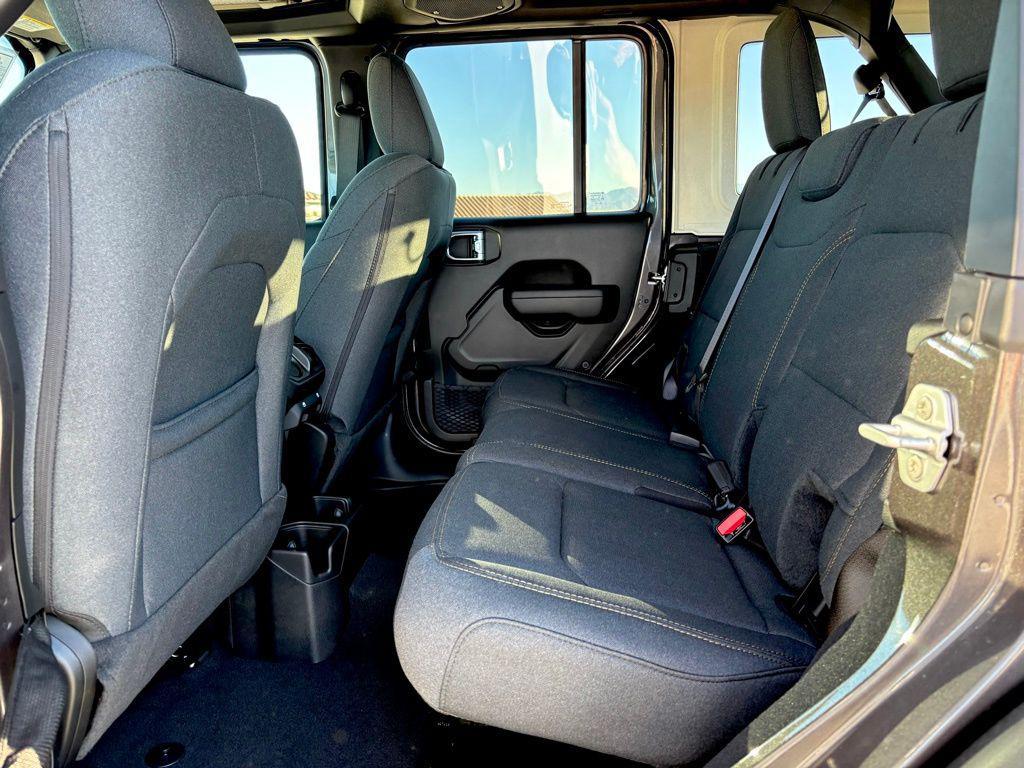 new 2026 Jeep Wrangler car, priced at $48,289