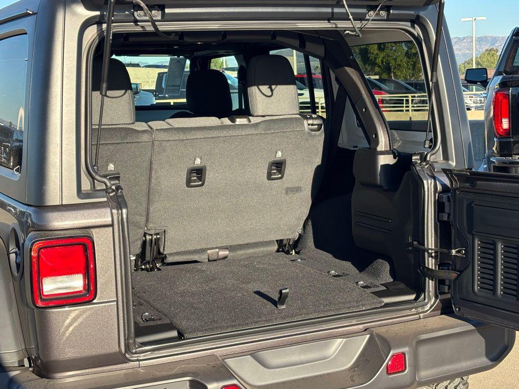 new 2026 Jeep Wrangler car, priced at $48,289