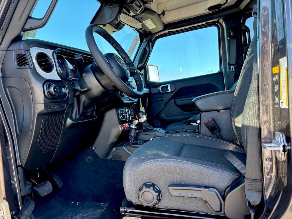 new 2026 Jeep Wrangler car, priced at $48,289