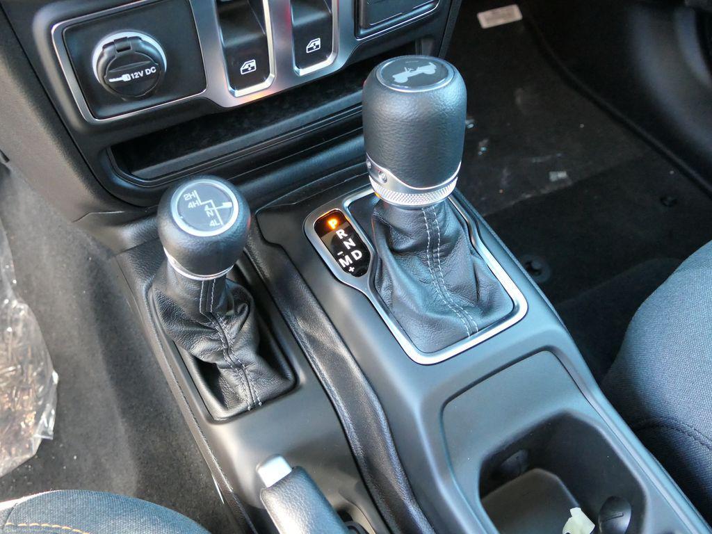 new 2026 Jeep Wrangler car, priced at $44,726