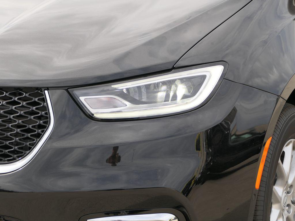 new 2026 Chrysler Pacifica car, priced at $41,777