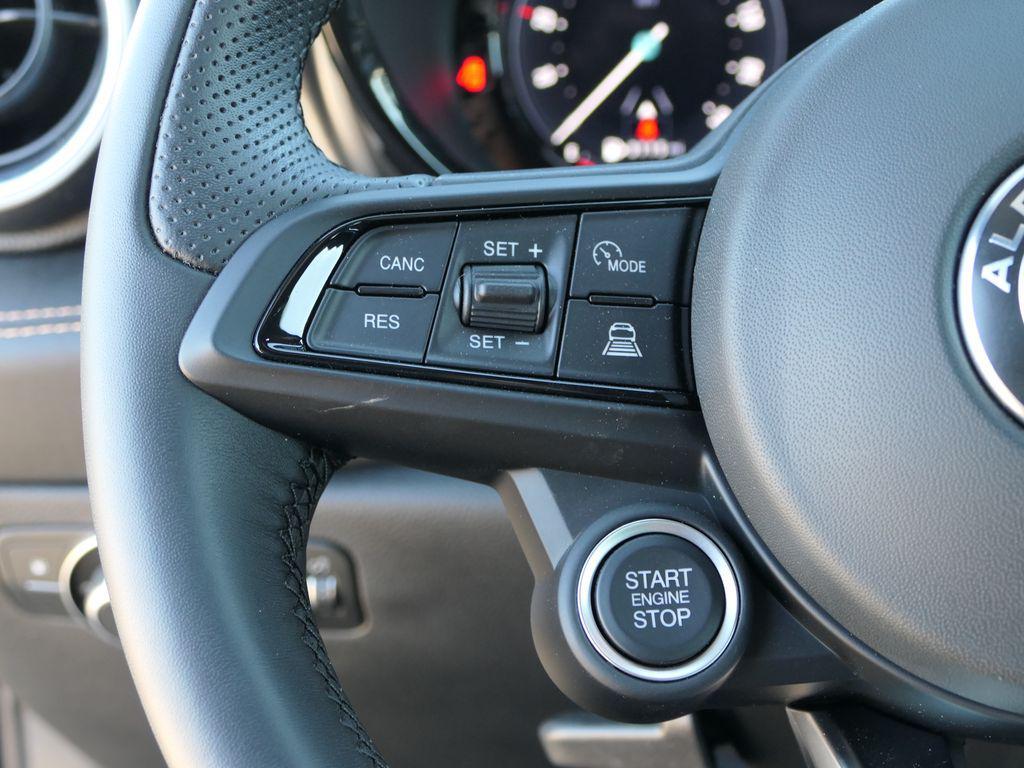 new 2025 Alfa Romeo Tonale car, priced at $45,113