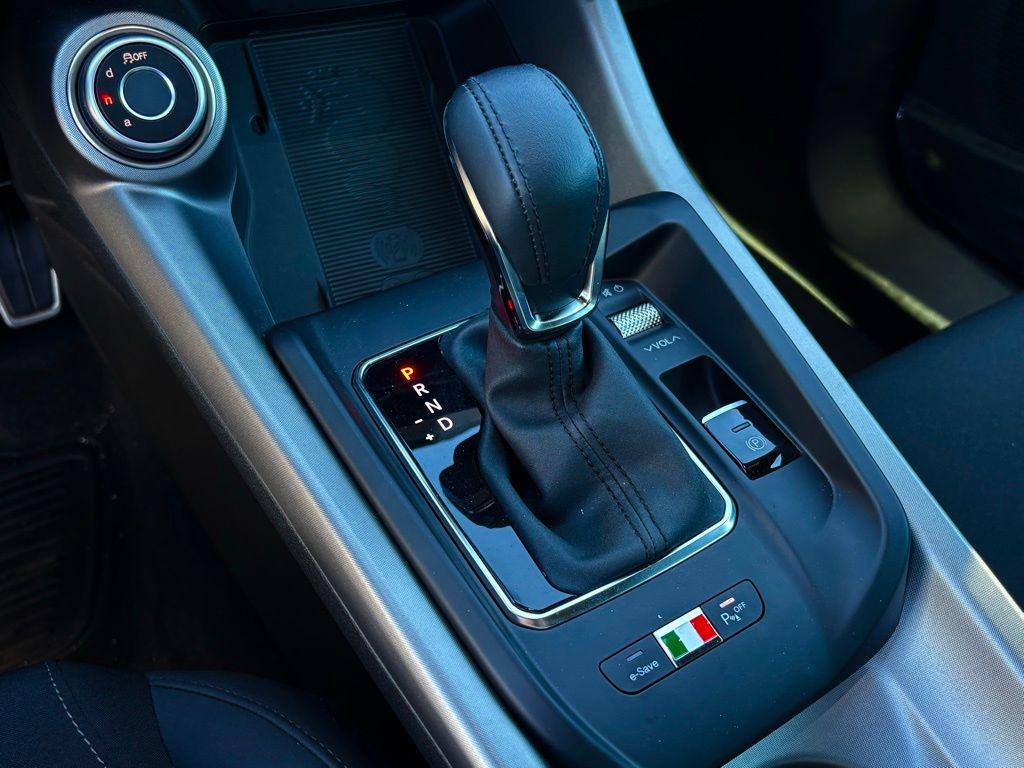 new 2025 Alfa Romeo Tonale car