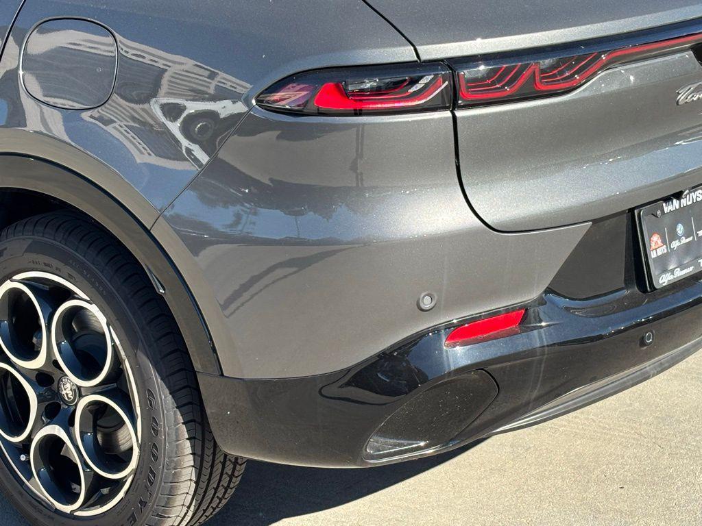 new 2025 Alfa Romeo Tonale car