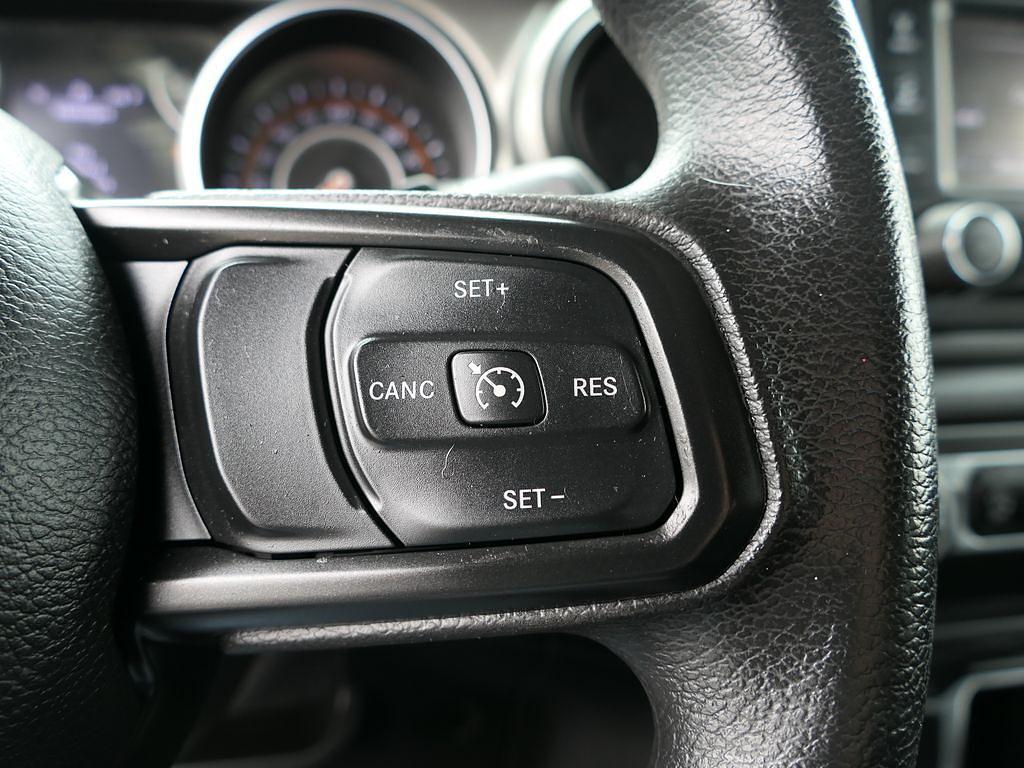 used 2021 Jeep Wrangler Unlimited car, priced at $27,500