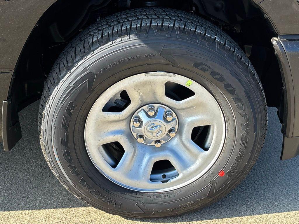 new 2026 Ram 1500 car, priced at $41,337