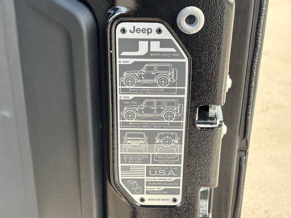 new 2026 Jeep Wrangler car, priced at $46,237