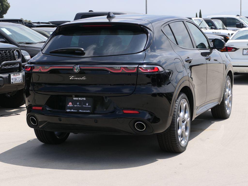 new 2025 Alfa Romeo Tonale car