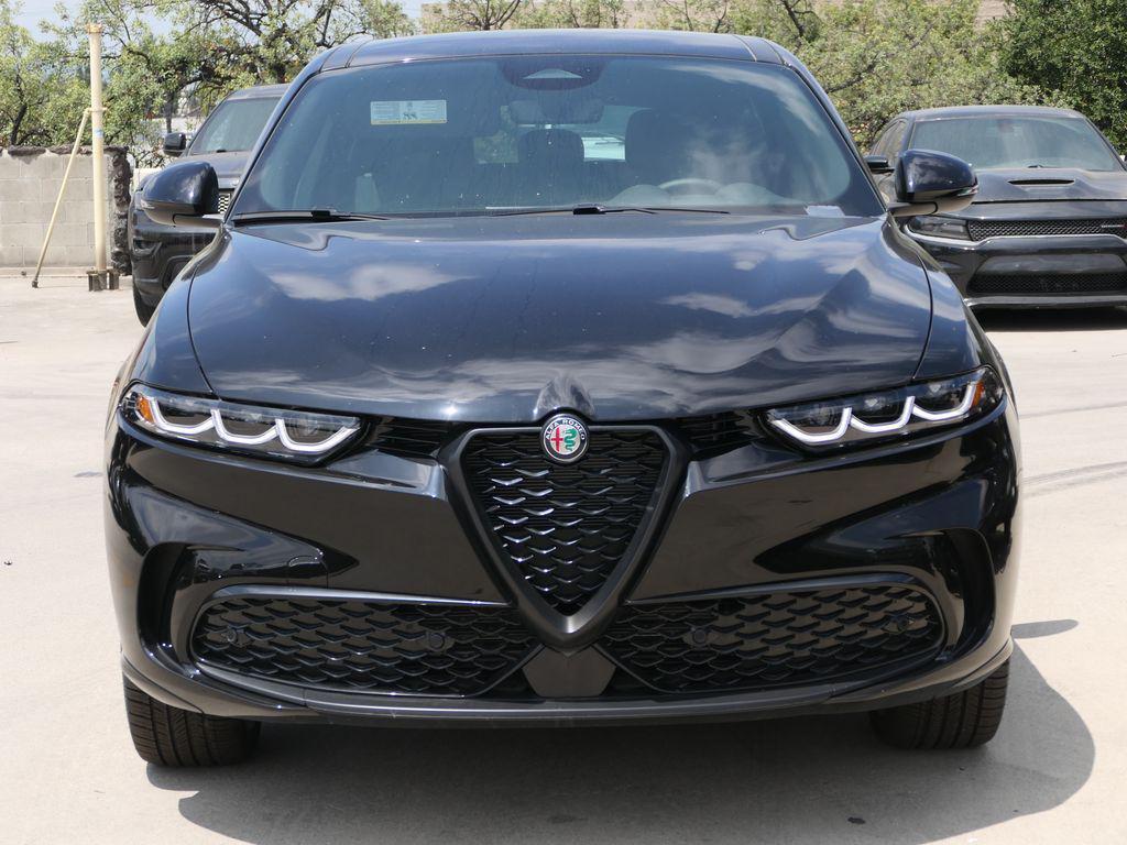 new 2025 Alfa Romeo Tonale car