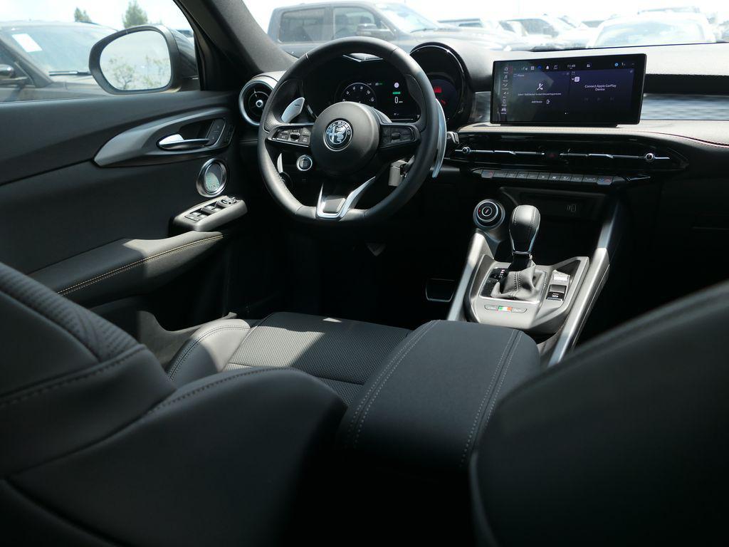new 2025 Alfa Romeo Tonale car