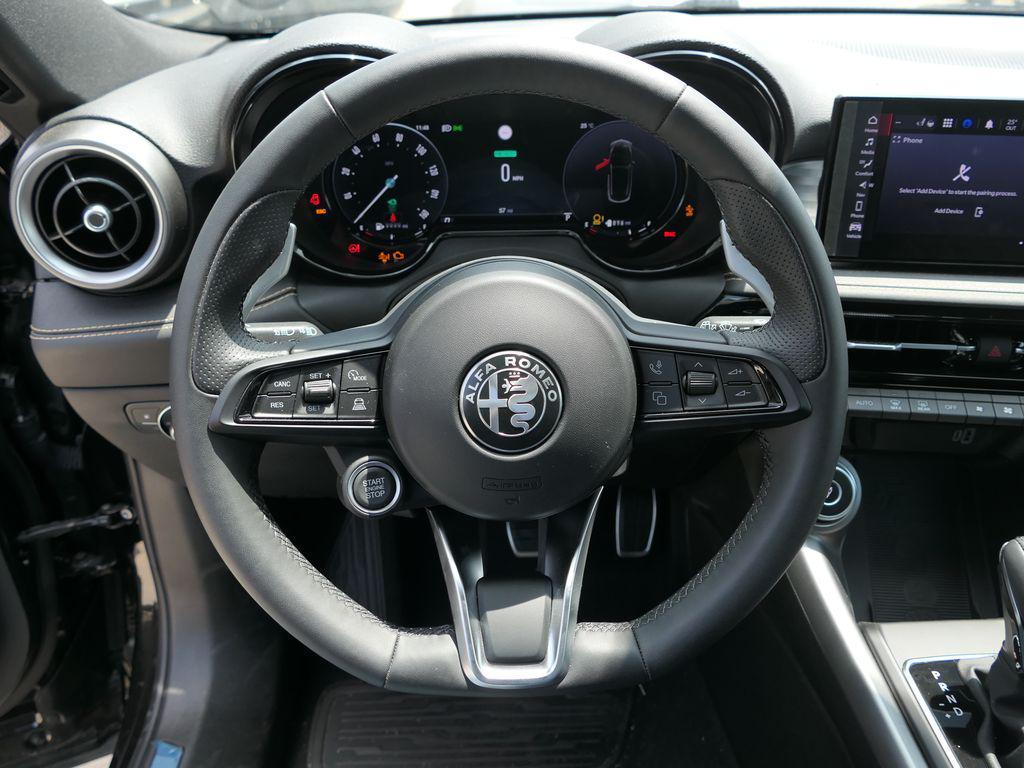 new 2025 Alfa Romeo Tonale car