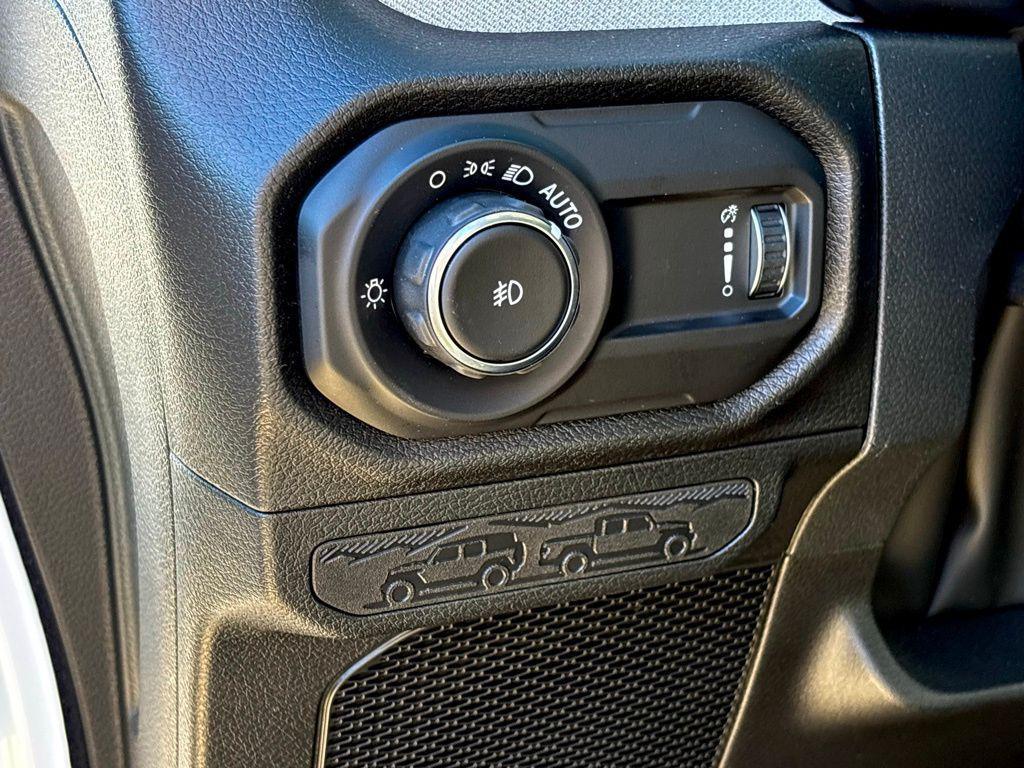 new 2026 Jeep Wrangler car, priced at $51,405