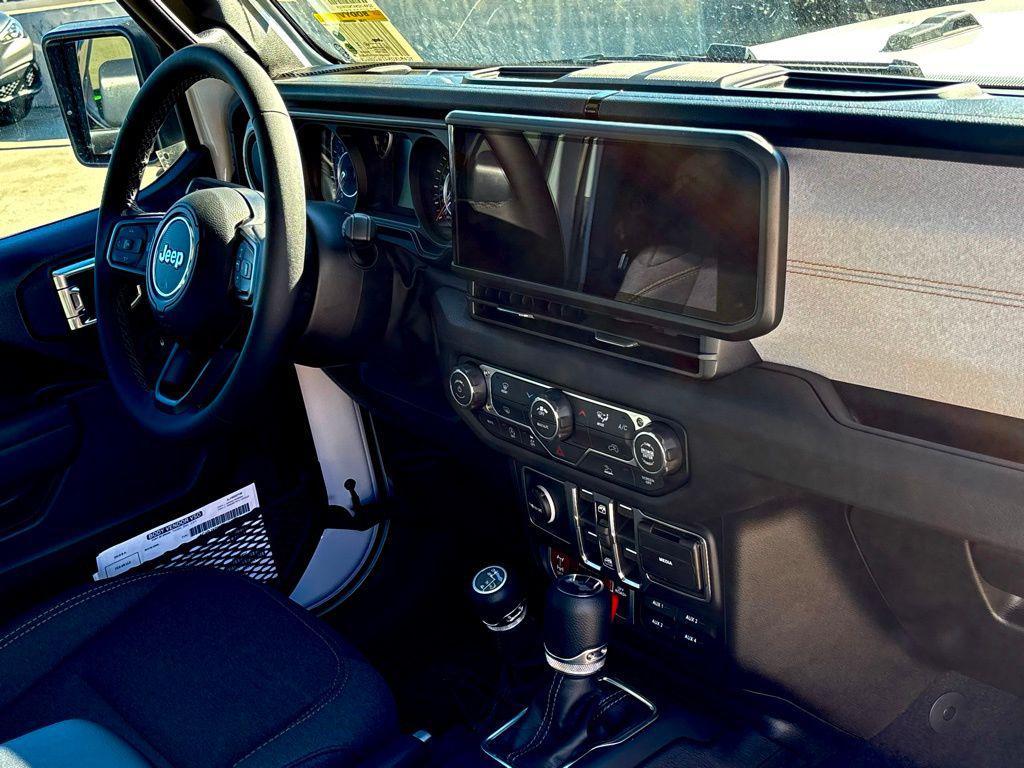 new 2026 Jeep Wrangler car, priced at $51,405