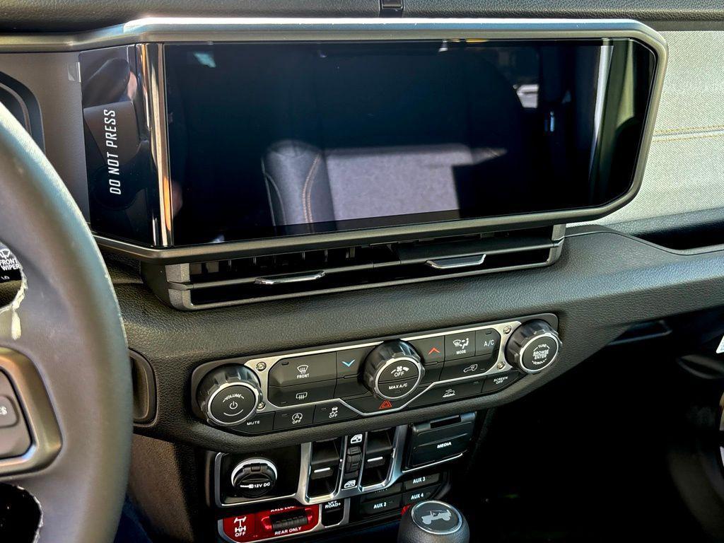 new 2026 Jeep Wrangler car, priced at $51,405