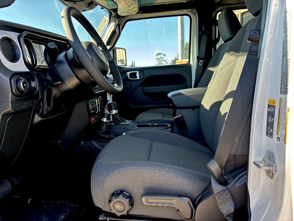 new 2026 Jeep Wrangler car, priced at $51,405