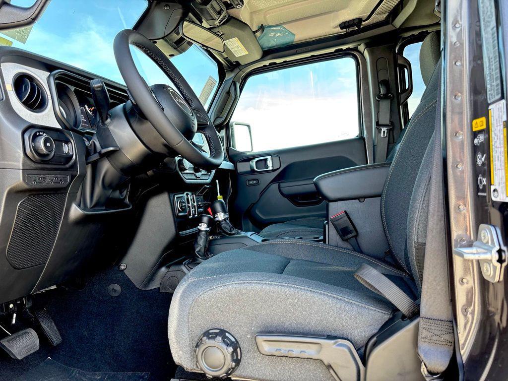new 2026 Jeep Wrangler car, priced at $43,644