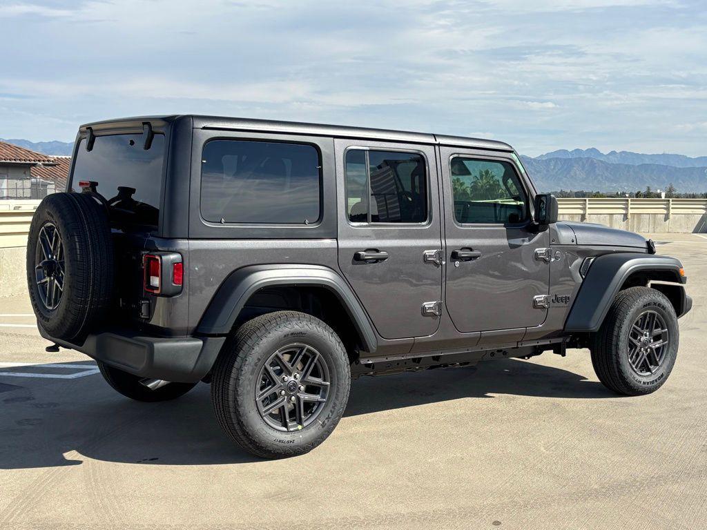 new 2026 Jeep Wrangler car, priced at $43,644