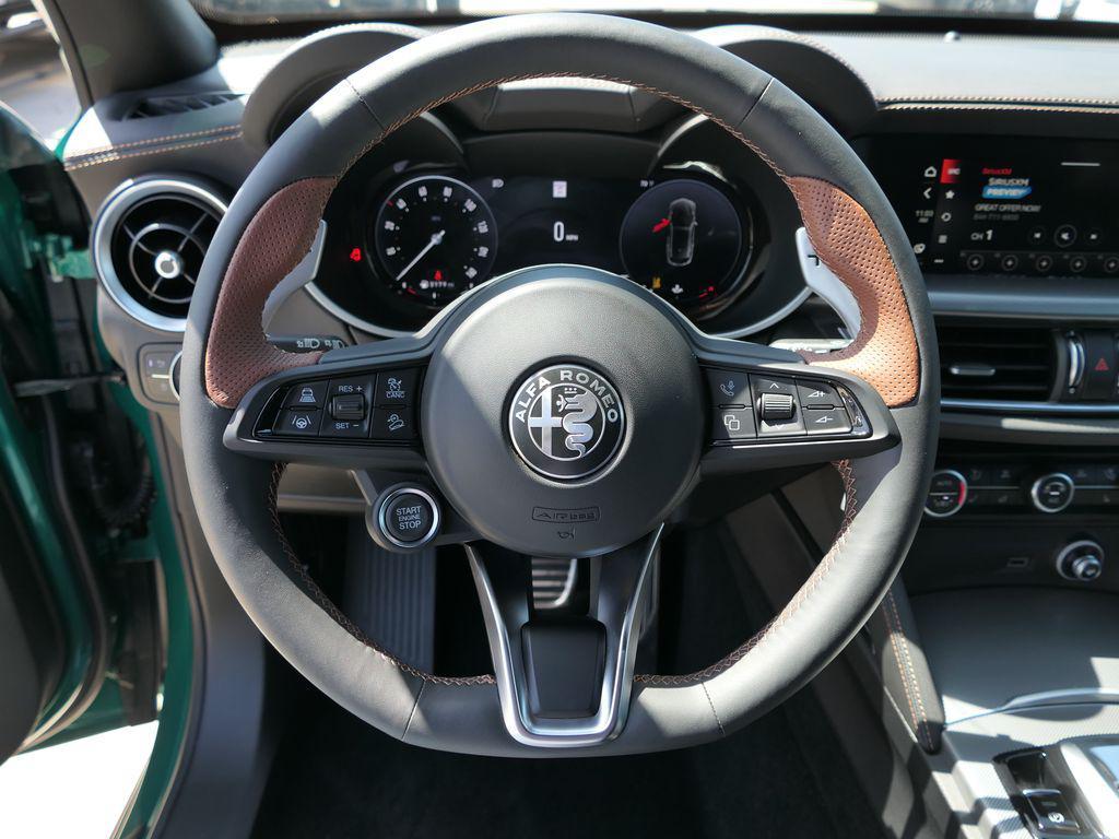 new 2025 Alfa Romeo Stelvio car