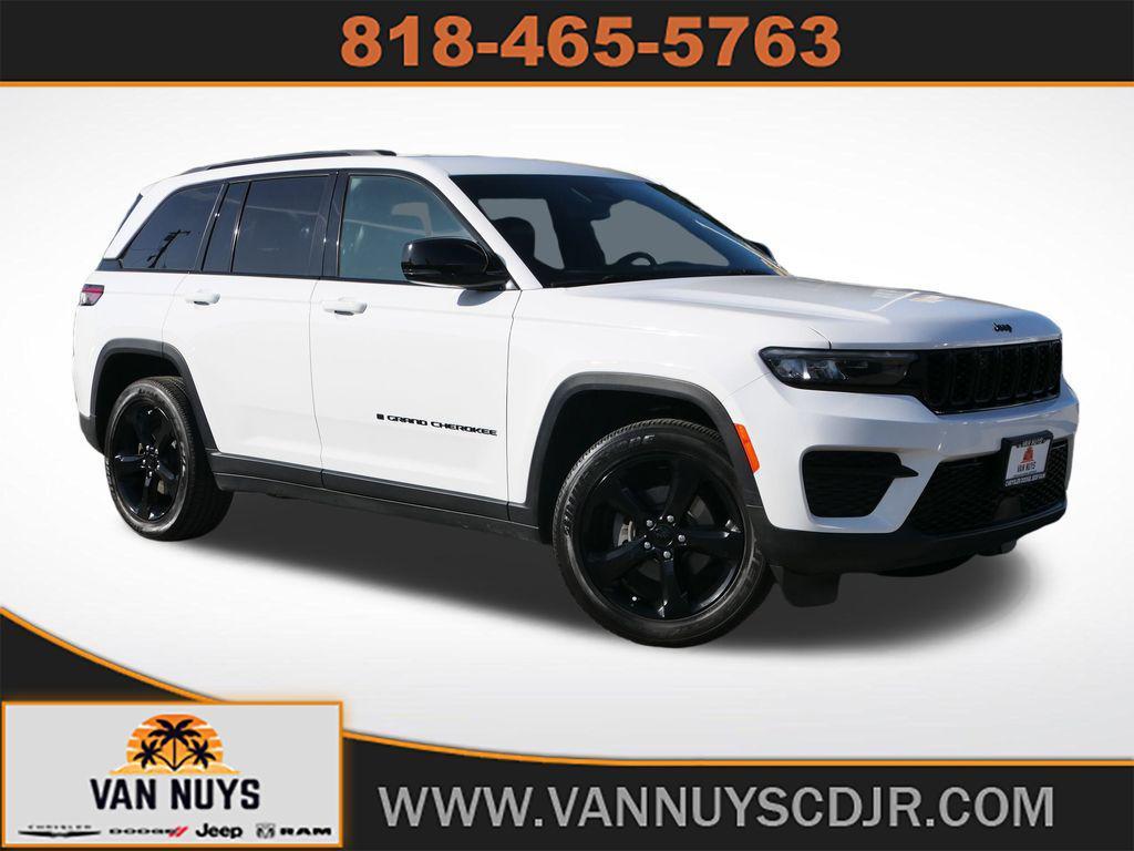 used 2023 Jeep Grand Cherokee car, priced at $31,000