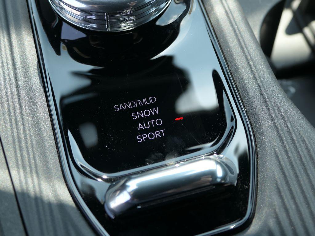 new 2026 Jeep Cherokee car, priced at $42,522