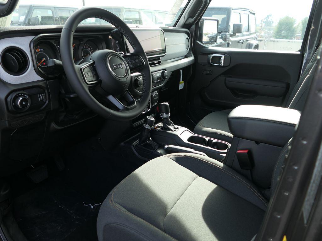 new 2026 Jeep Wrangler car, priced at $46,237