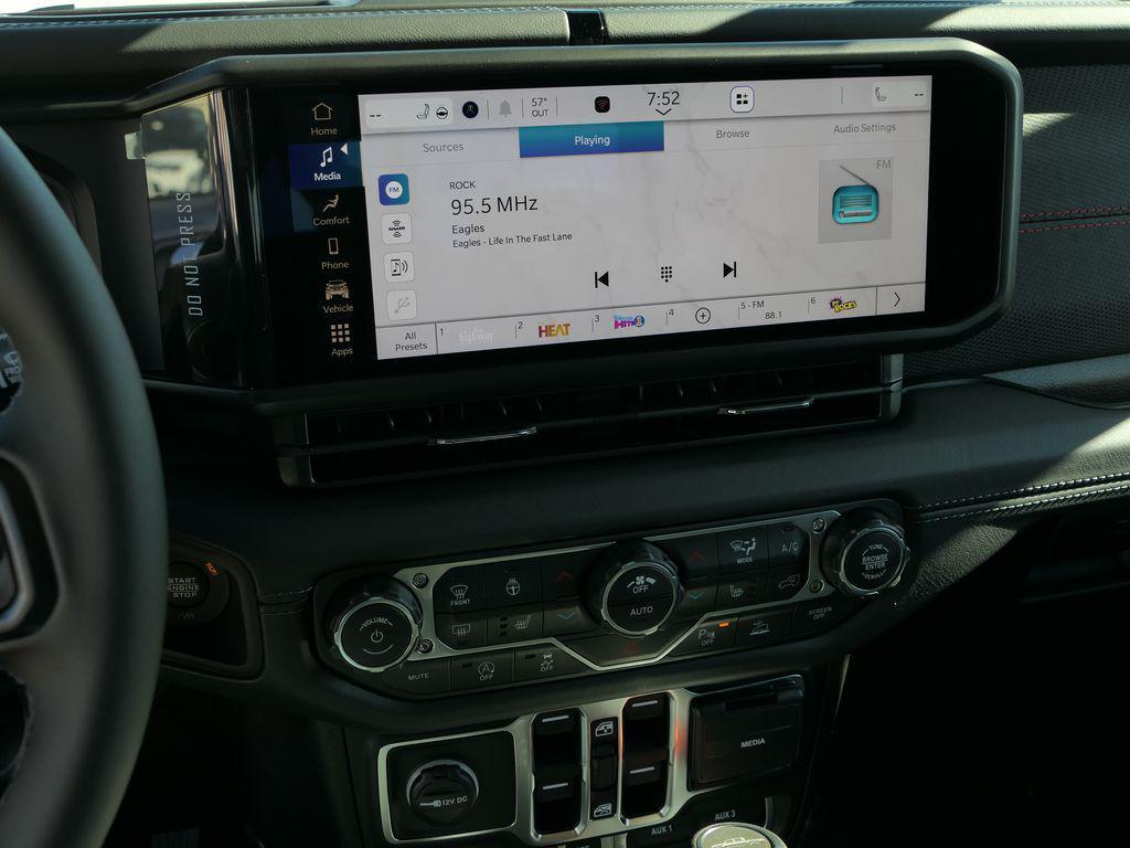 new 2026 Jeep Gladiator car, priced at $56,573