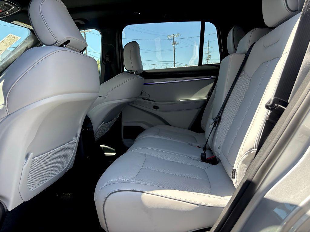 used 2025 Jeep Wagoneer S car, priced at $42,000