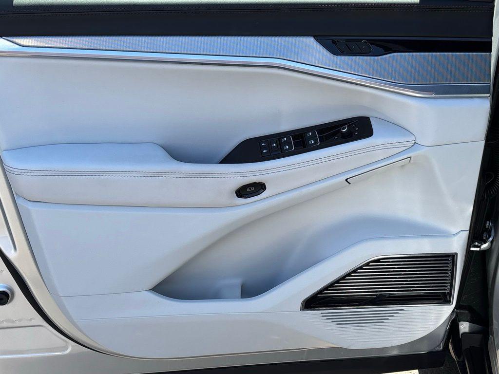 used 2025 Jeep Wagoneer S car, priced at $42,000