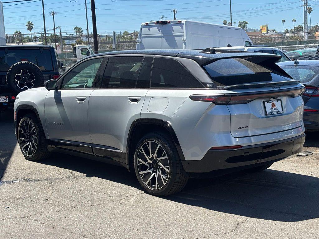 used 2025 Jeep Wagoneer S car, priced at $42,000