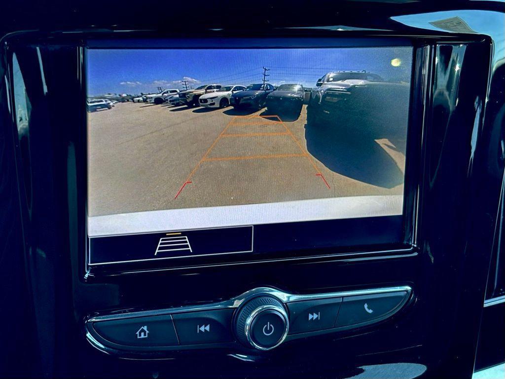 used 2023 Chevrolet Traverse car, priced at $25,000