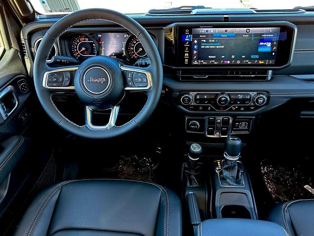 new 2025 Jeep Wrangler car, priced at $53,654