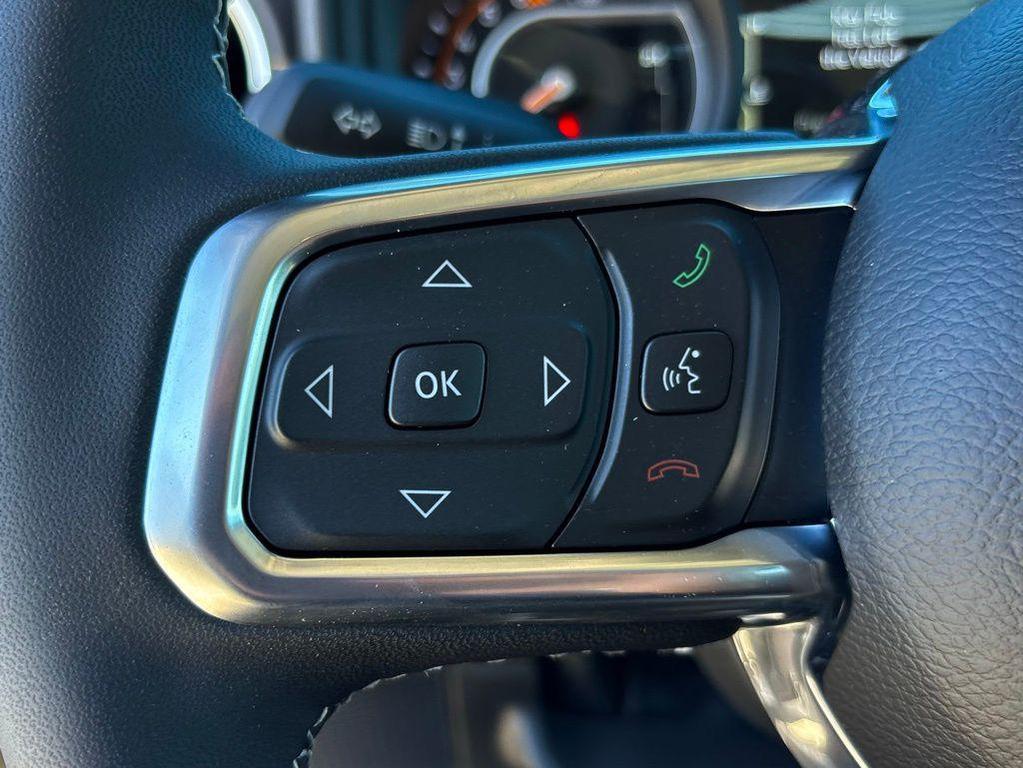 new 2025 Jeep Wrangler car, priced at $48,846