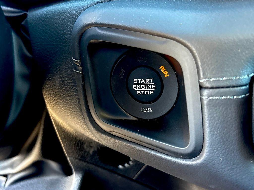 new 2025 Jeep Wrangler car, priced at $53,654