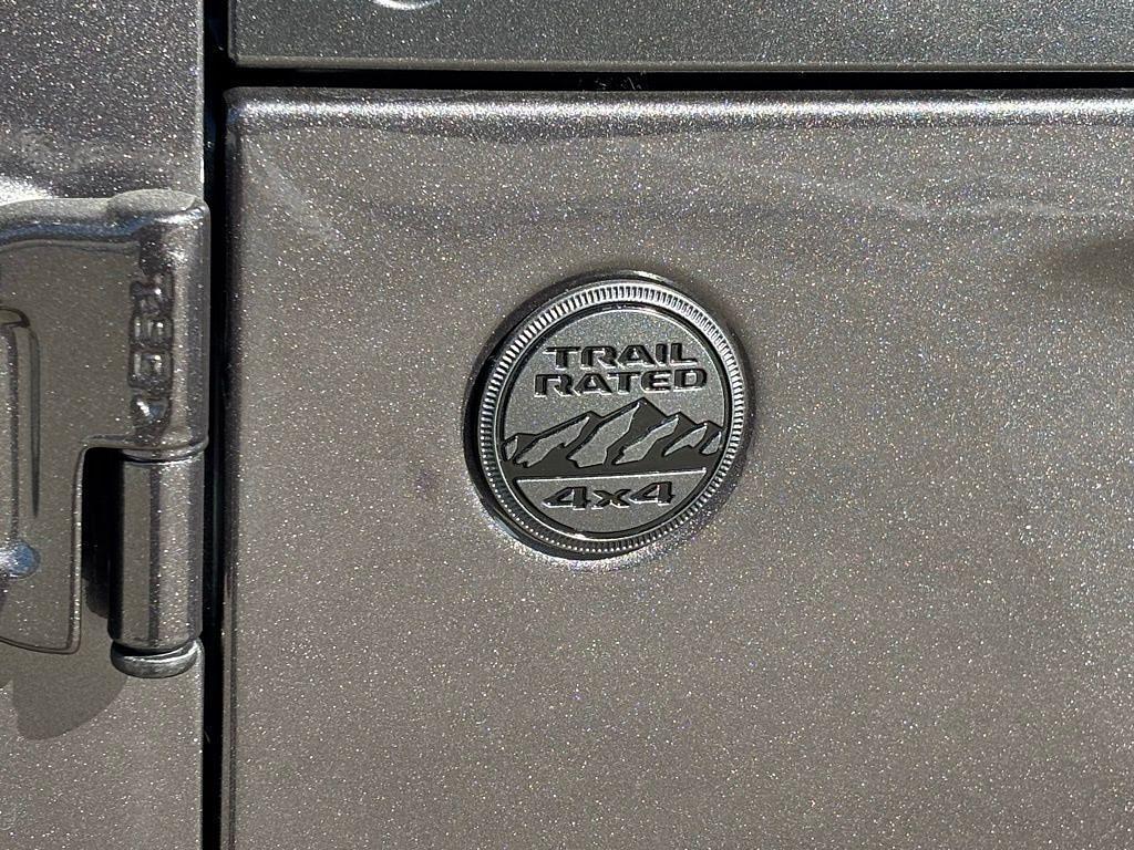 new 2025 Jeep Wrangler car, priced at $53,654