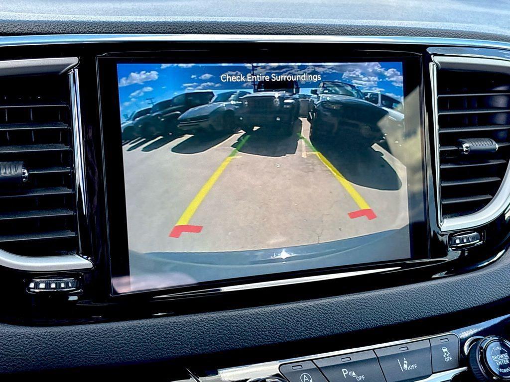 used 2025 Chrysler Pacifica car, priced at $30,500