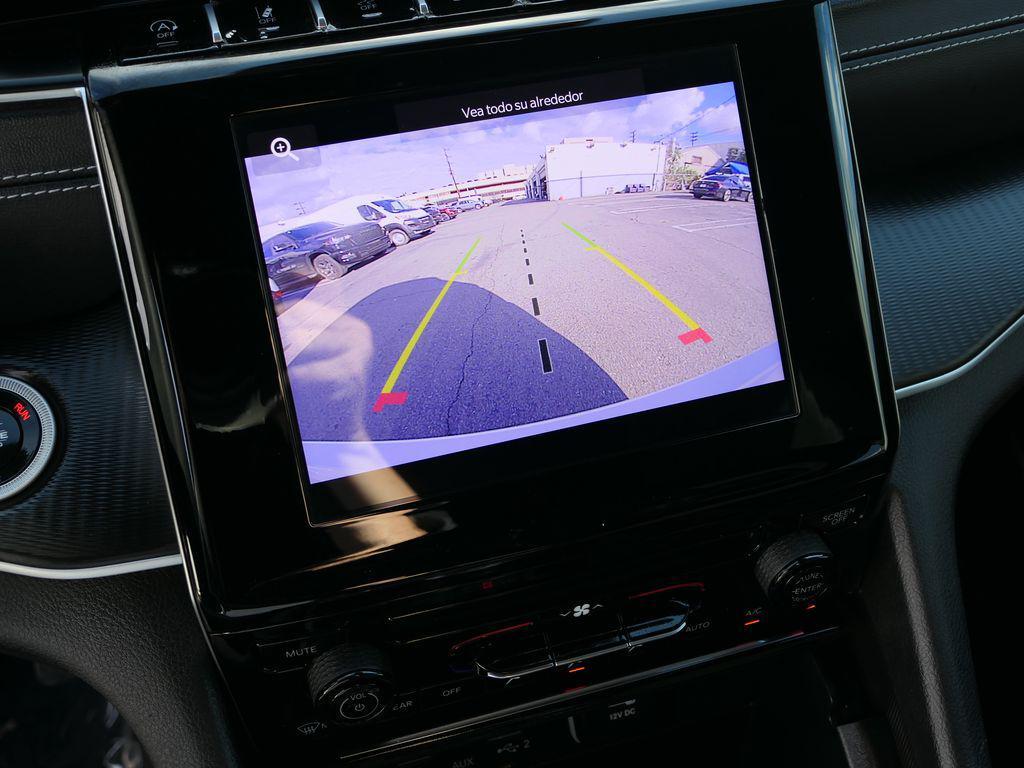 used 2024 Jeep Grand Cherokee car, priced at $29,000